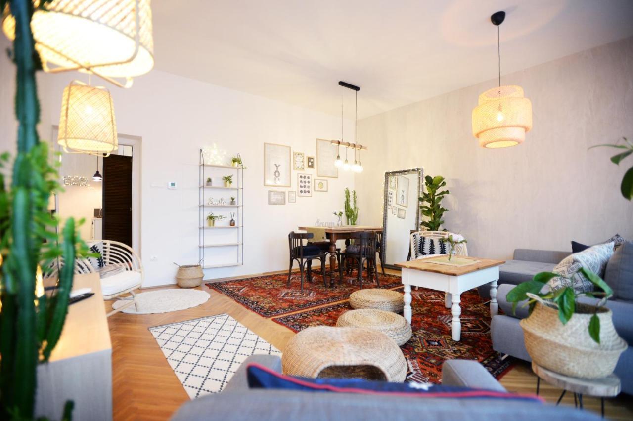 Inda Apartment *
